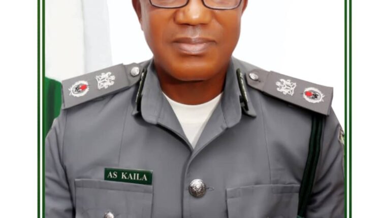 Customs Area Controller,, Comptroller Abdullahi Kaila of Seme Command