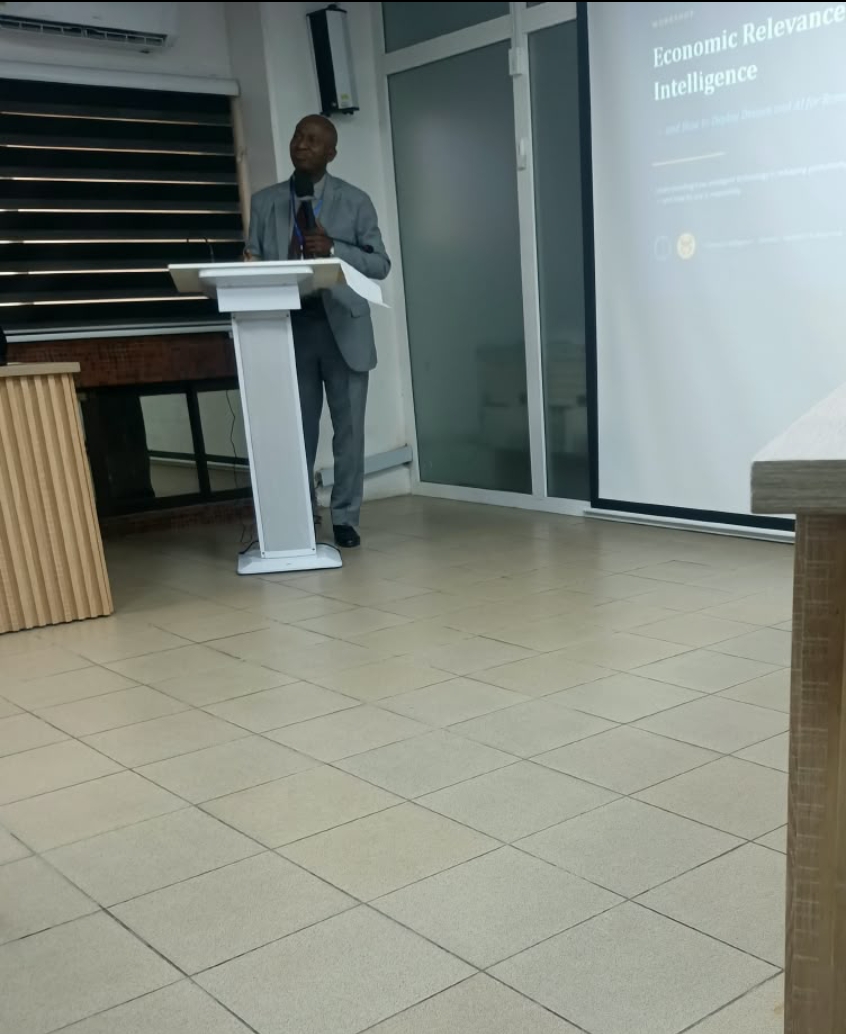 Dr Ademola Irinyemi, one of the resource persons at the training held in Apapa, Lagos.